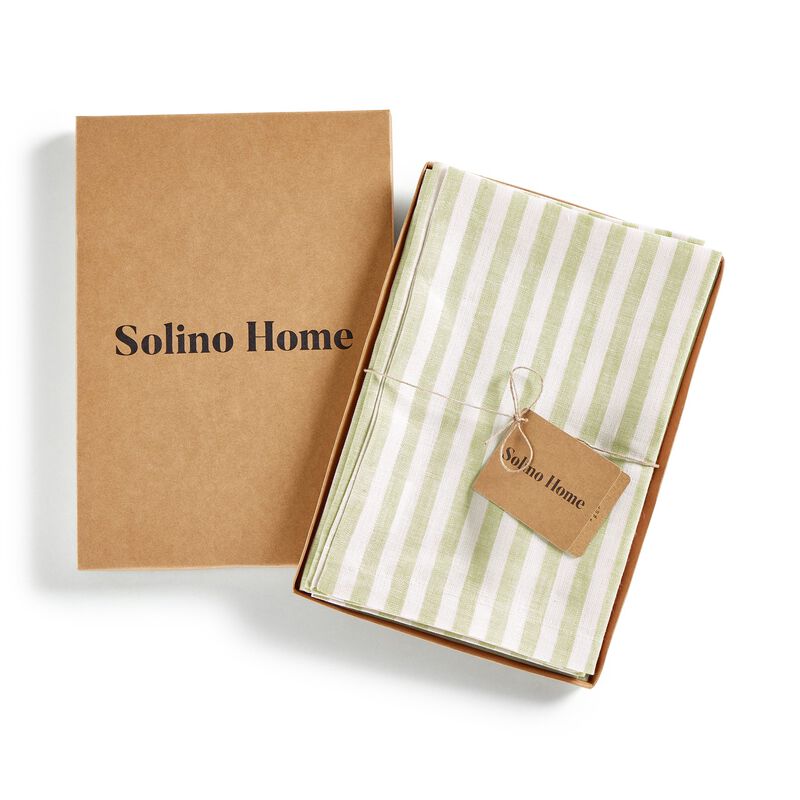 Solino Home Amalfi Stripe 100% Linen Dinner Napkins &ndash; Set of 4, 20 x 20 in, Machine Washable, Holiday and Everyday Dining