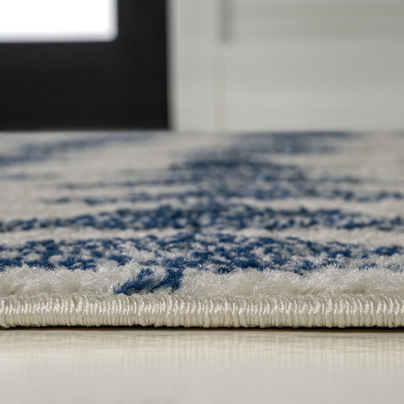 Aisha Moroccan Triangle Geometric