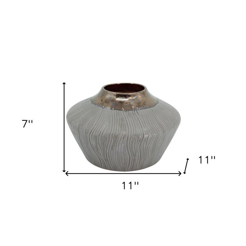 HomeRoots 7" Bronze And Gray Ceramic Round Table Vase image number 5