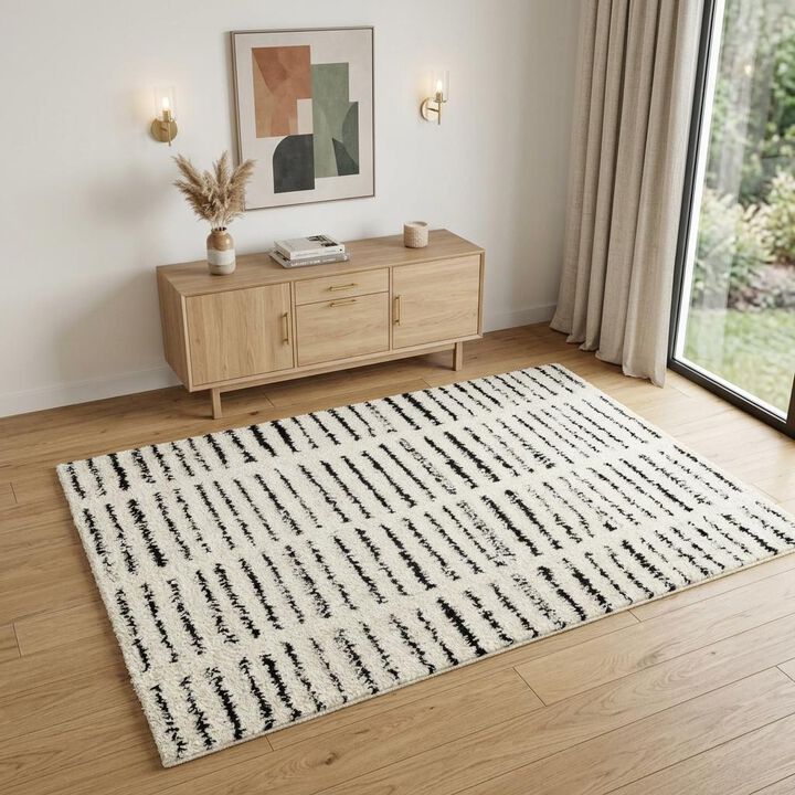 HomeRoots Geometric Area Rug