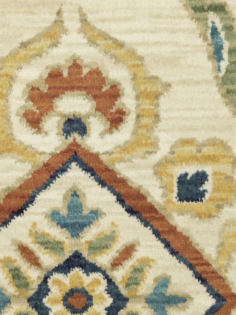 Francesca 5'3" x 7'6" Ivory Rug image number 2