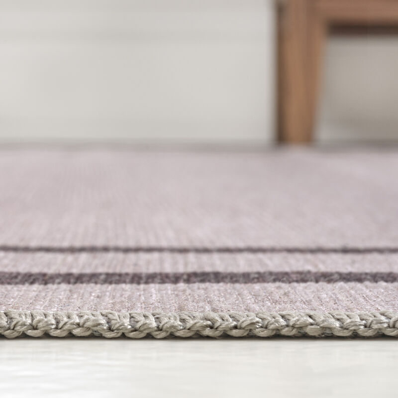 Sloane Classic 2-Stripe Border Washable Area Rug