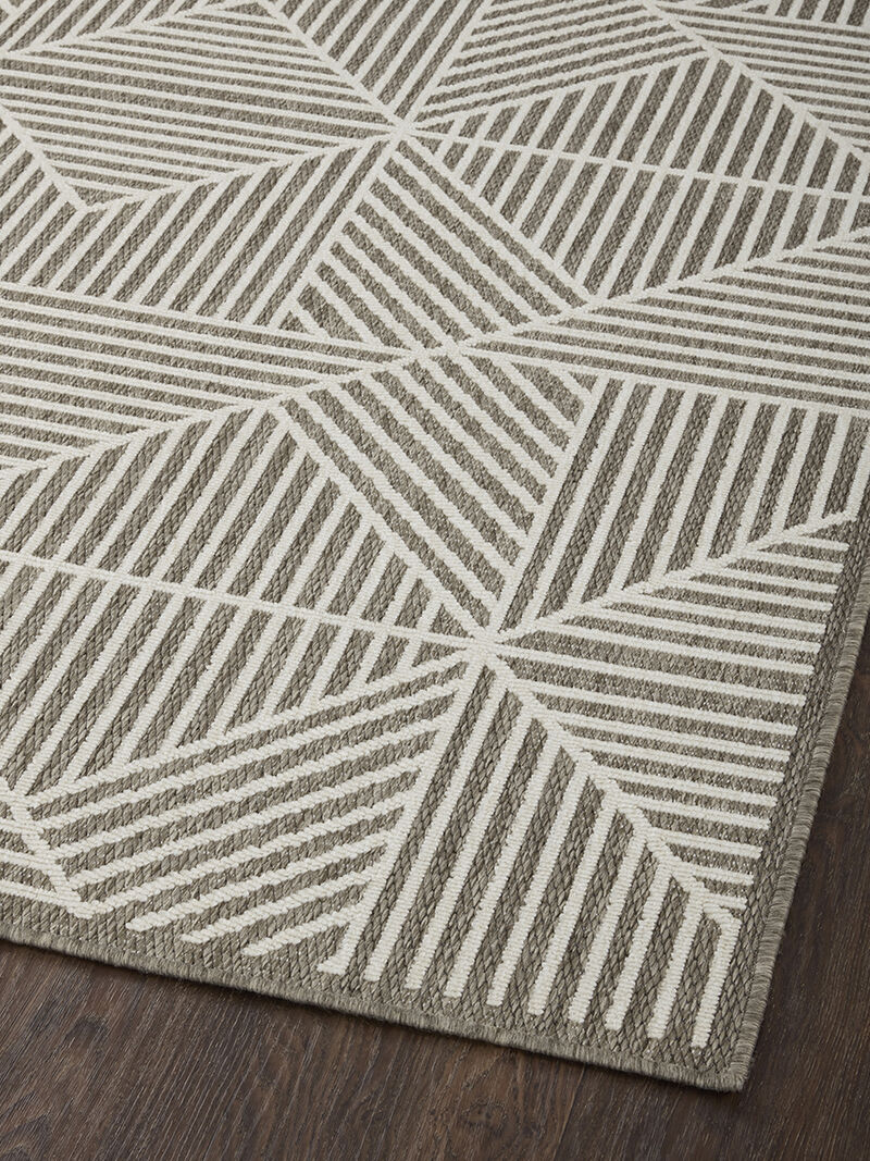Rainier RAI03 Natural/Ivory 5'3" x 7'7" Rug by Loloi II