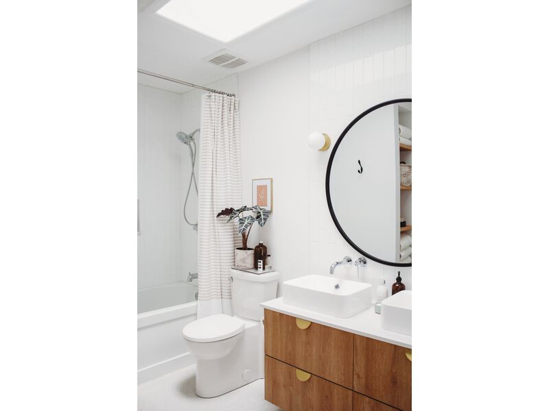 Baird Bath And Vanity Light image number 1