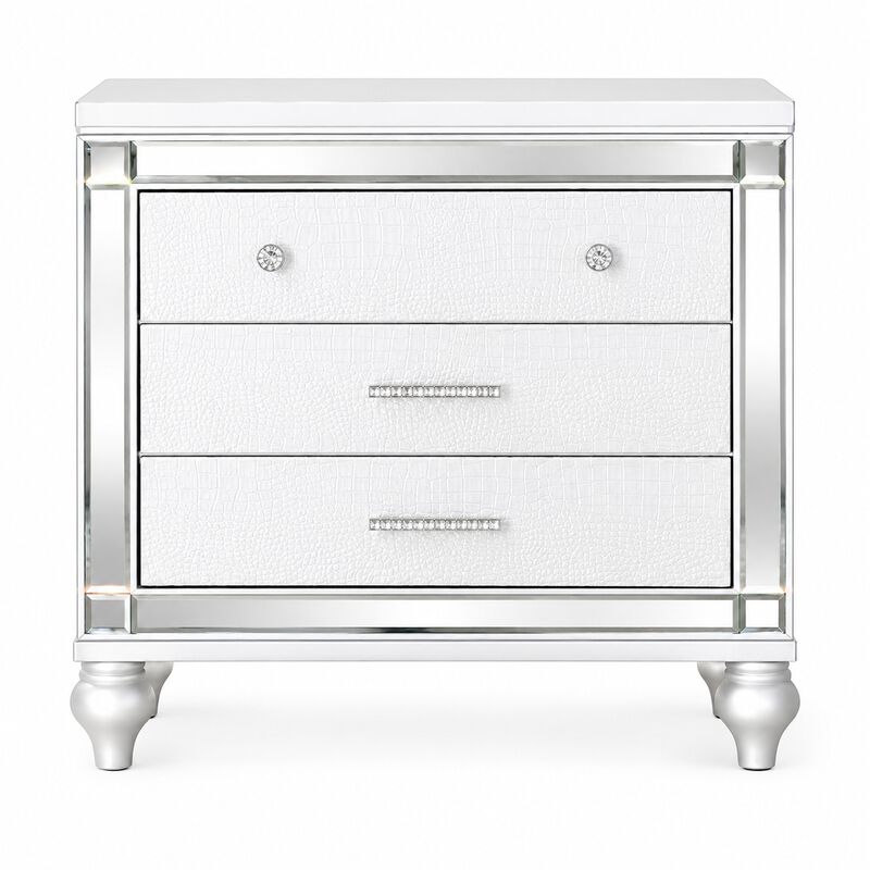 Brenessiq 3-Drawer Nightstand image number 0