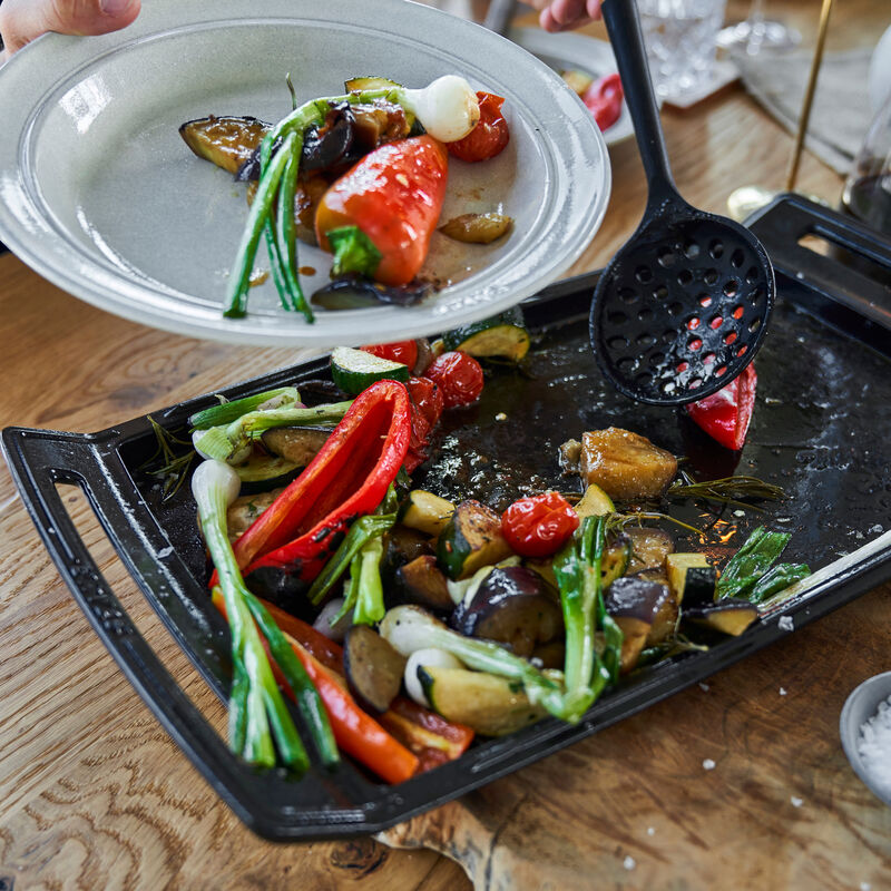 Staub Cast Iron 18.5 x 9.8-inch Plancha/Double Burner Griddle