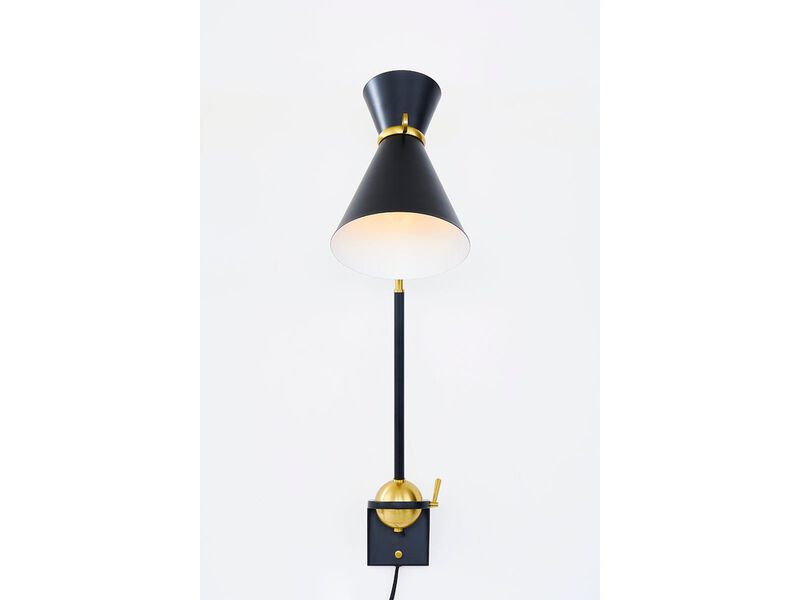 Winsted Plug-In Sconce image number 3