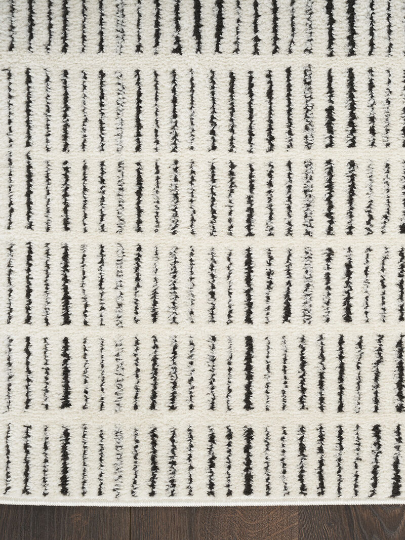Modern Comfort MNC03 Ivory/Black 2'2" x 10' Rug