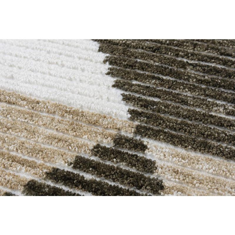 Vista Brown 5'X7'6" Tufted Internet Rug in Brown