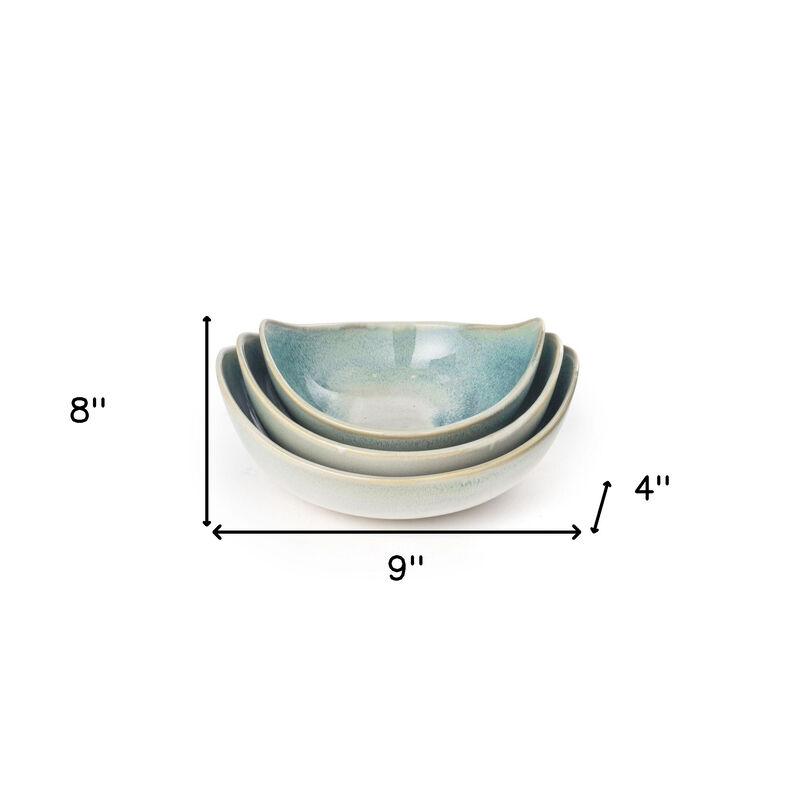 HomeRoots Set of Three Blue And White Ceramic Decorative Bowl image number 6
