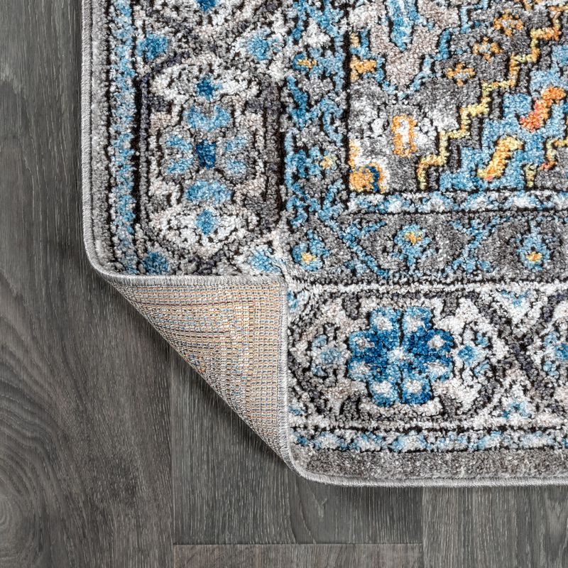 Izmit Geometric Vintage Medallion Area Rug