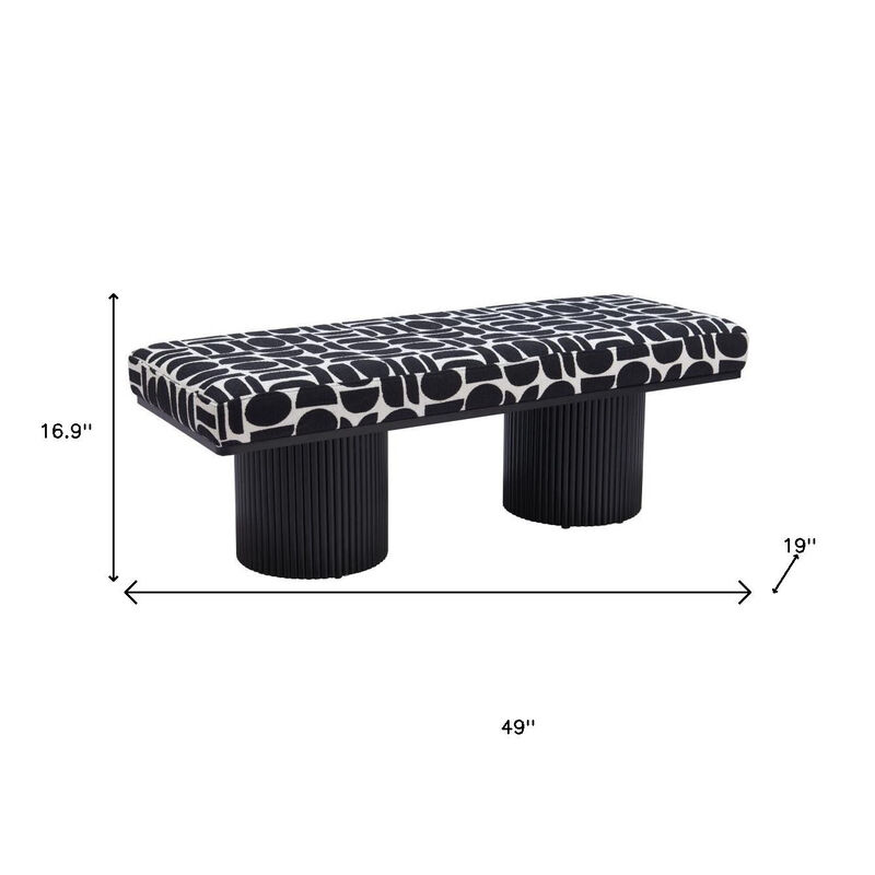 HomeRoots 49" Black And White Geometric Fabric and Solid Wood Upholstered Bench image number 6