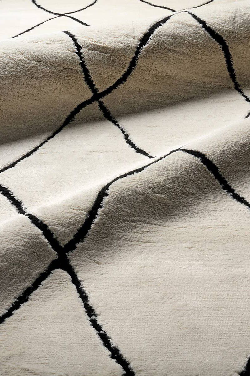 Jaida Treble Ivory Collection image number 8