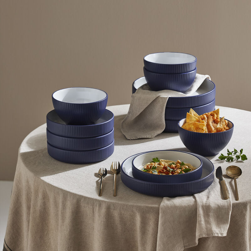 Christian Siriano Larosso Stoneware 12 Piece Dinnerware Set