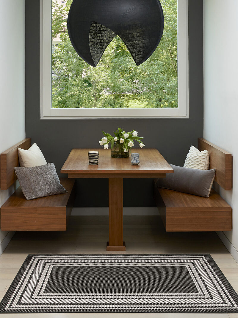 Horizon Indoor/Outdoor HOZ03 Black 3' x 5' Rug