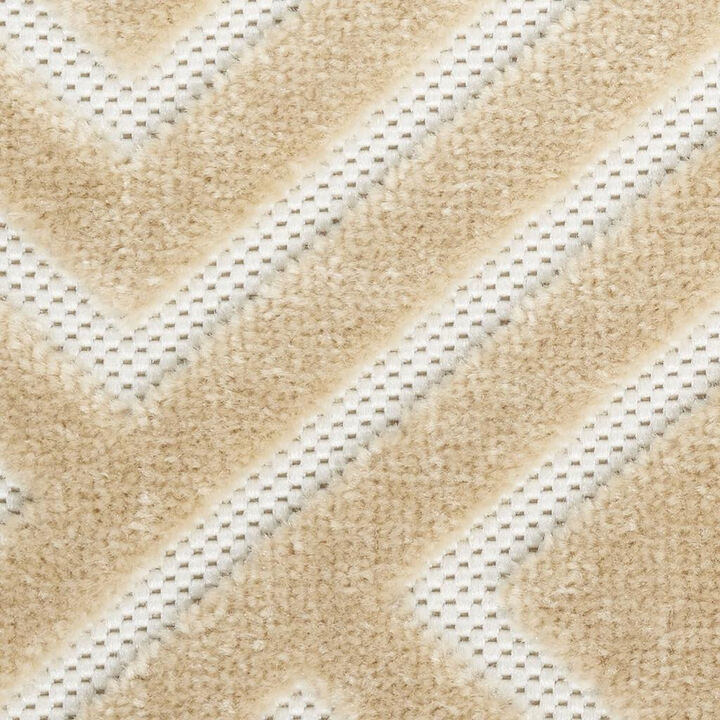 HomeRoots Geometric Area Rug