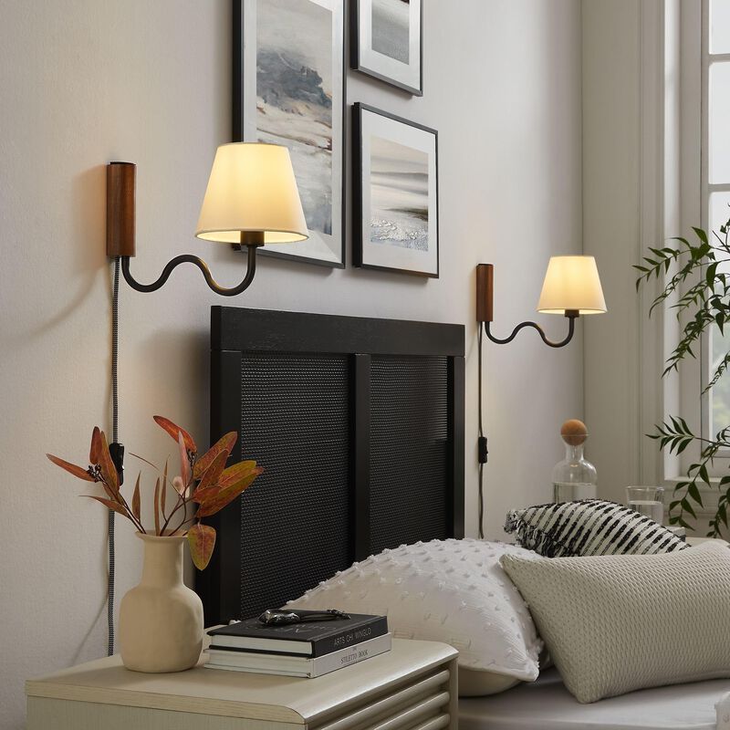 Sunlit Squiggle Arm Wall Sconce image number 5