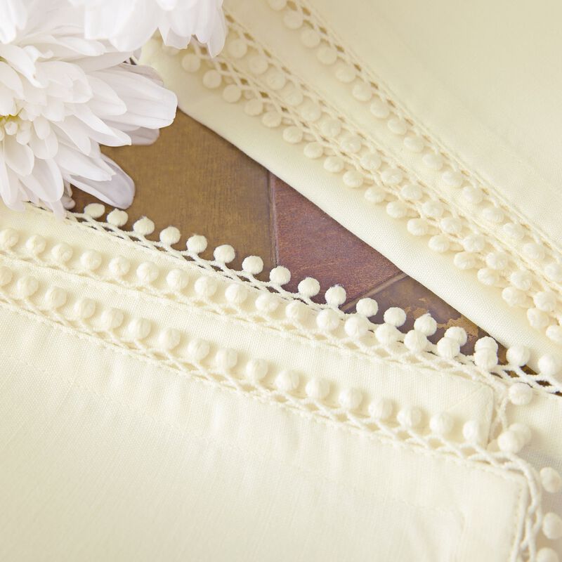 Solino Home Maddie Dinner Napkins &ndash; Set of 4, 20 x 20 in, Machine Washable, Holiday and Everyday Dining