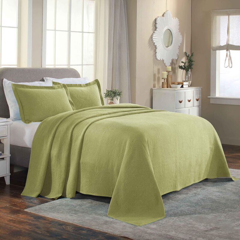 Lightweight Cotton Bedspread Set 3-Piece, Celtic Circle Patterned Matelasse image number 0