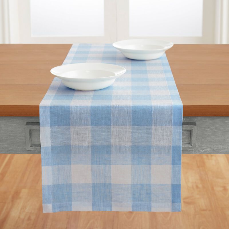 Solino Home Buffalo Check 100% Linen Table Runner &ndash; Handcrafted, Machine Washable, Perfect for Holiday and Everyday Dining