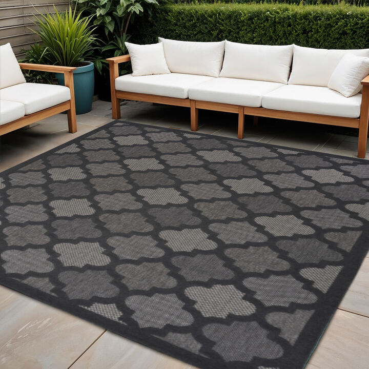 HomeRoots Square Trellis Indoor Outdoor Area Rug