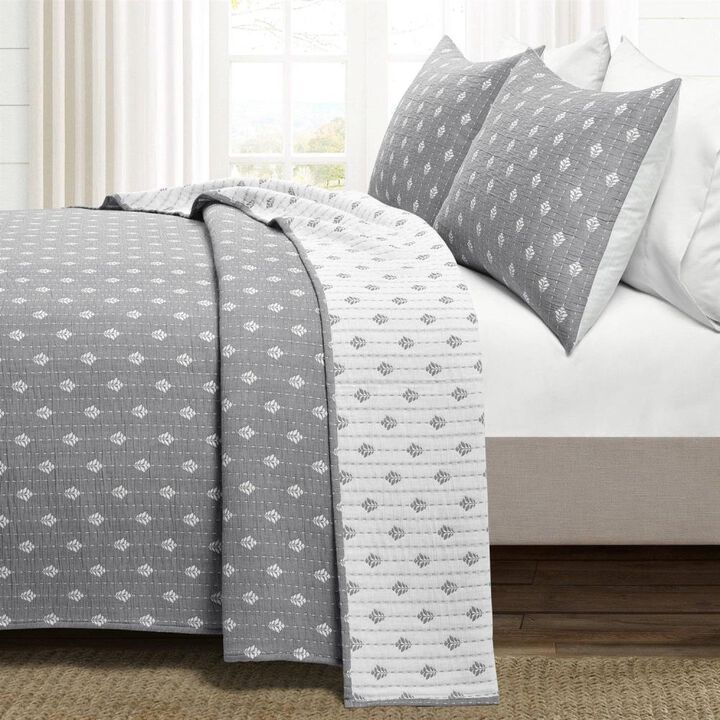 Hivvago Size 3-Piece Reversible Cotton Yarn Woven Quilt Set in Grey and White