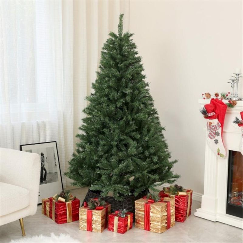 Artificial Christmas Tree Full & Lush Holiday Decoration for a Festive Atmosphere