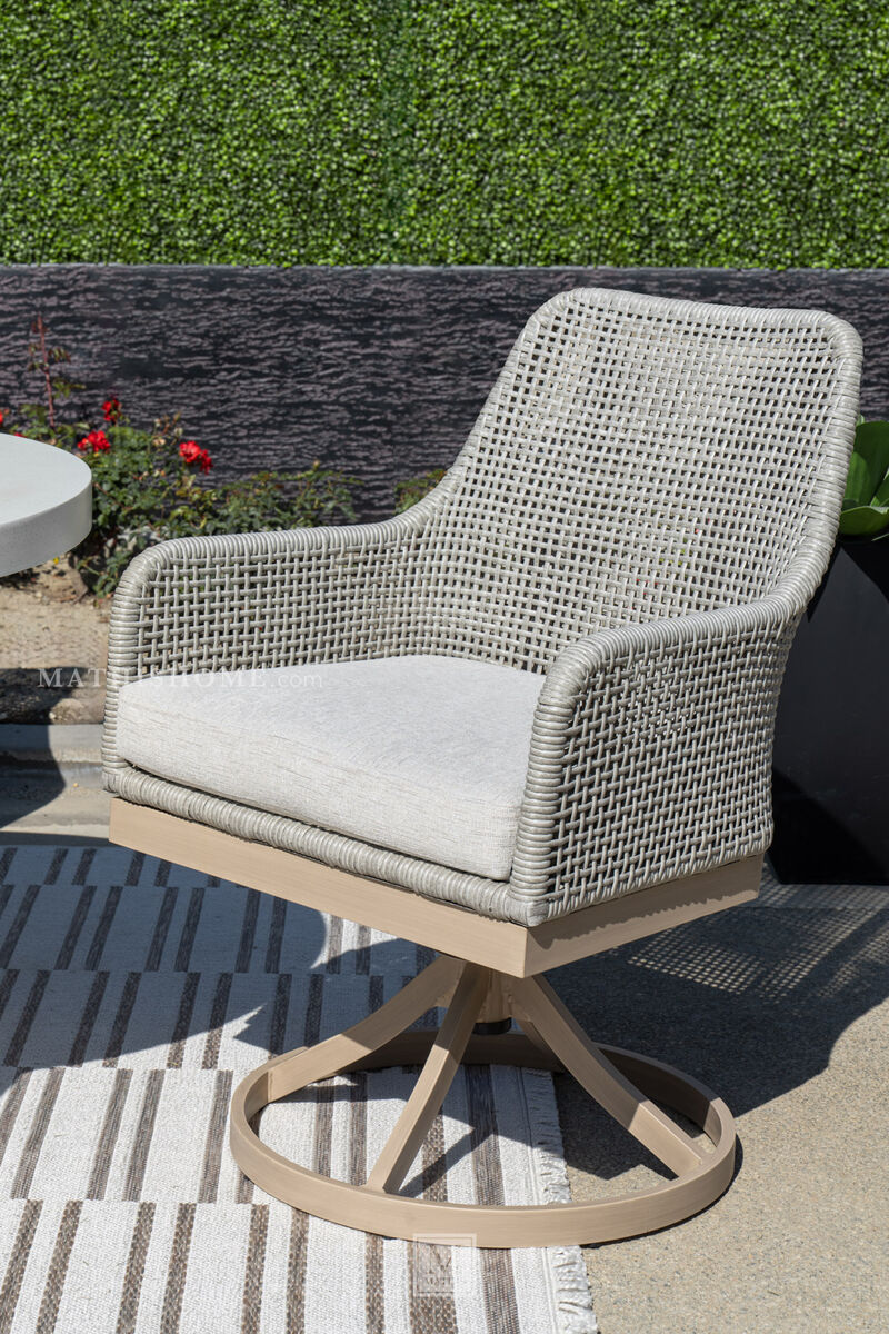 Seton Creek 5-Piece Patio Dining Set image number 5