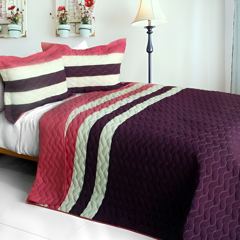 Decorative Patchwork Quilt Set 3 Piece with Vermicelli Quilted Stitching-Purple image number 0