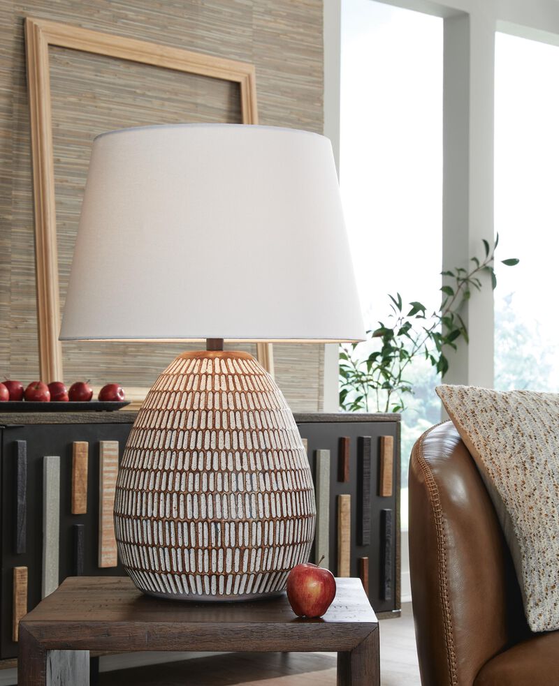 Darrich Table Lamp image number 1