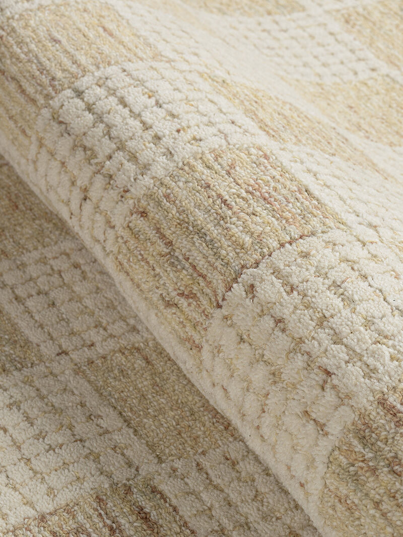 Quinn QNN102 2'6" x 8' Runner Rug image number 5