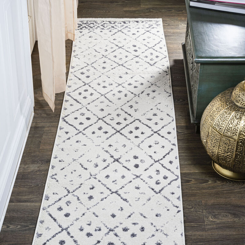 Juba Moroccan Geometric Diamond Area Rug