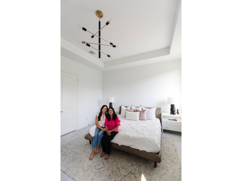 Astrid Chandelier image number 4