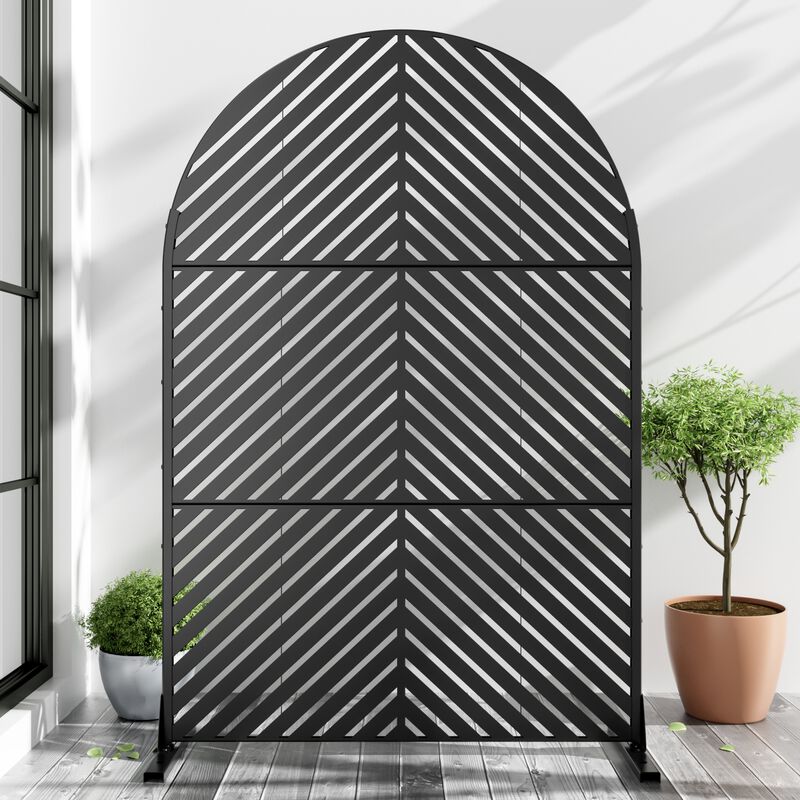 Arched Metal Outdoor Privacy Screen, Freestanding Outdoor Divider Decorative Privacy Fence
