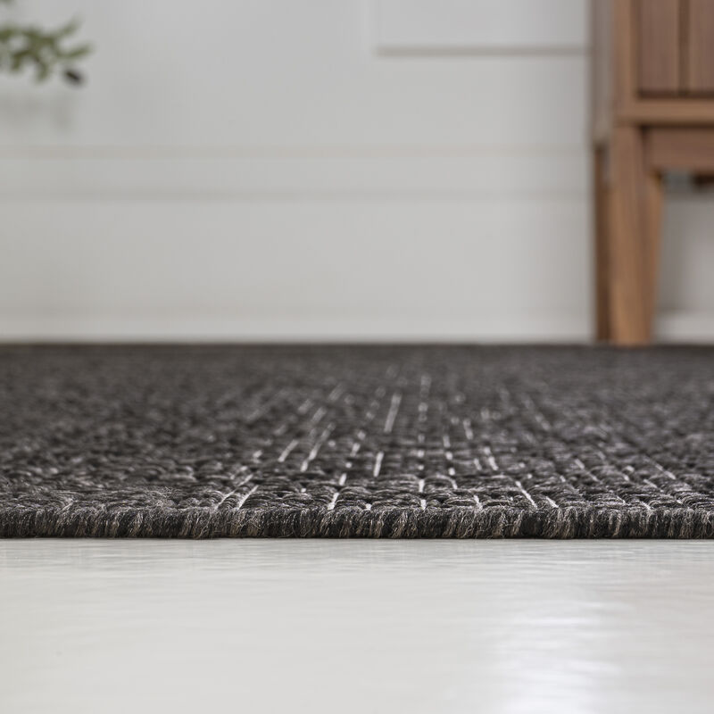 Alda Modern Minimalist Mingled Solid Indoor/Outdoor Area Rug