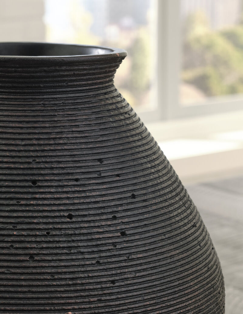 Hannela Vase image number 2