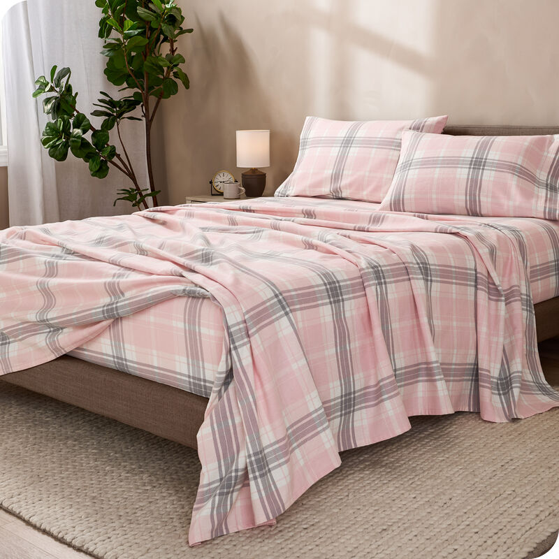 Soft & Cozy 100% Cotton Flannel Printed Pattern Sheet Set image number 1