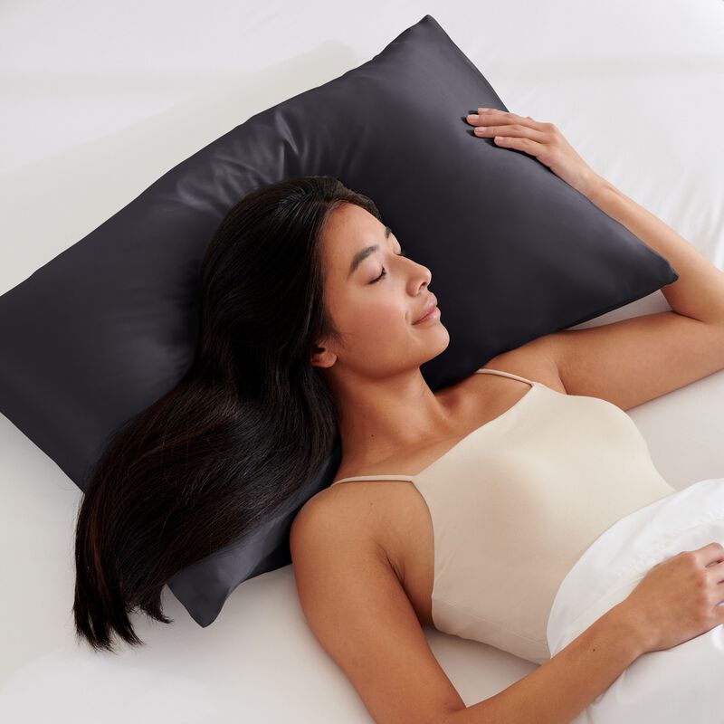 Satin Pillowcase Set for Hair and Skin image number 1