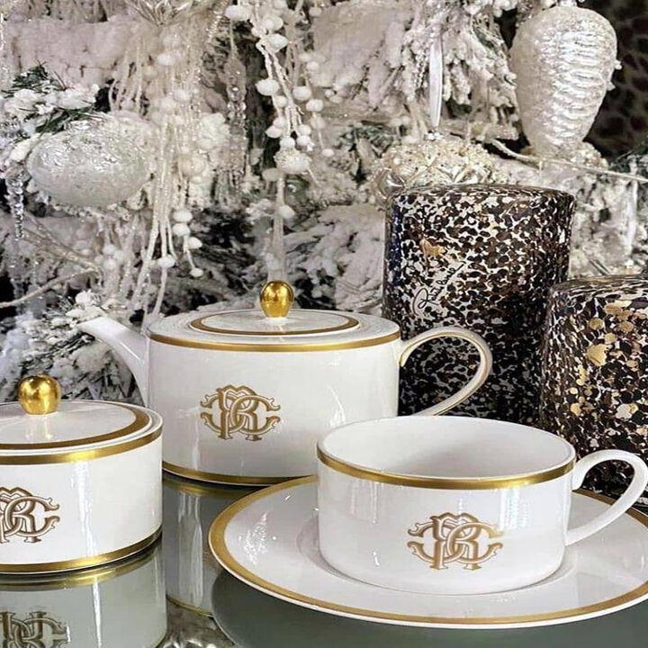 Tea Cup & Saucer GIRAFFE Set of 2 in Luxury Box diam. 3.3", H 2.3", cap. 7.5 oz, Saucer diam. 6"
