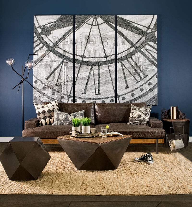 Square Solid Wood End Table &ndash; Simple Lines, Strong Presence