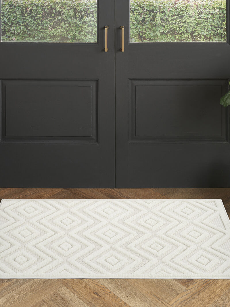 Versatile NRV01 Ivory/White 2'2" x 10' Rug image number 5