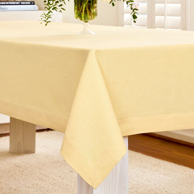 Solino Home Fete 100% Linen Tablecloth &ndash; Handcrafted, Machine Washable, Perfect for Holiday and Everyday Dining