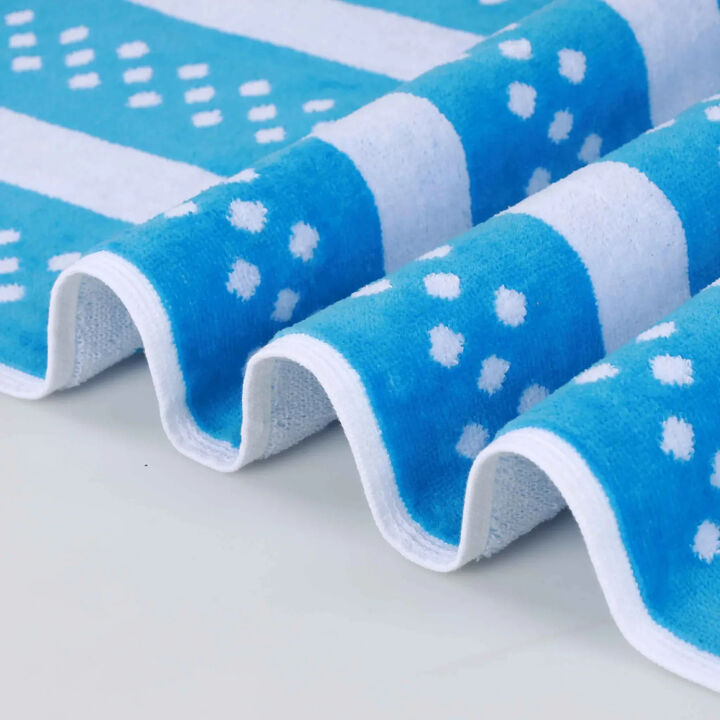 Plush Striped Cotton Beach Towel, Oversized for Comfort and Absorption