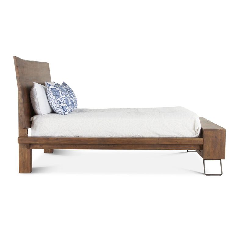 World Interiors Nottingham Queen Bed in Walnut Finish image number 6