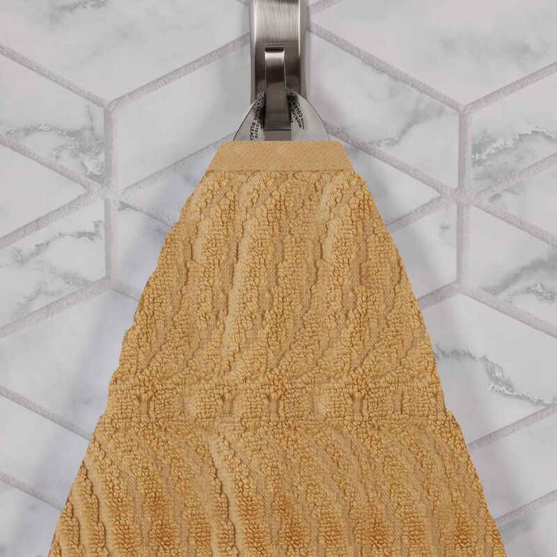 Plush Zero Twist Cotton Bath Towels Set of 4 for Bathroom Use image number 2