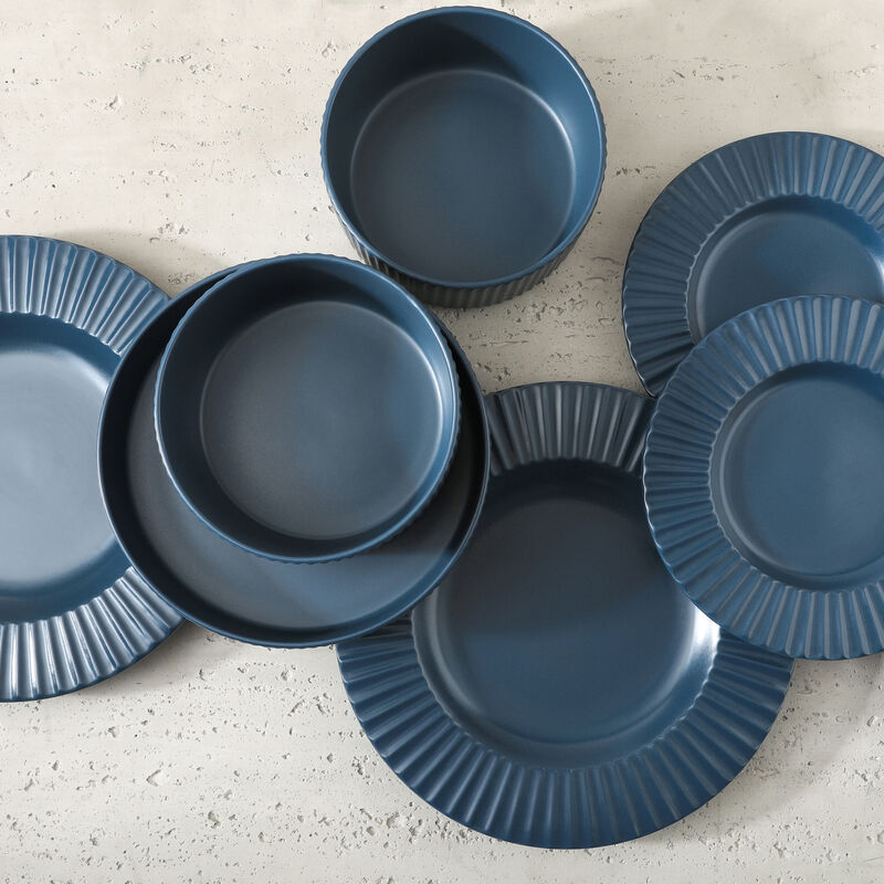 Christian Siriano Lusso Stoneware 16 Piece Dinnerware Set