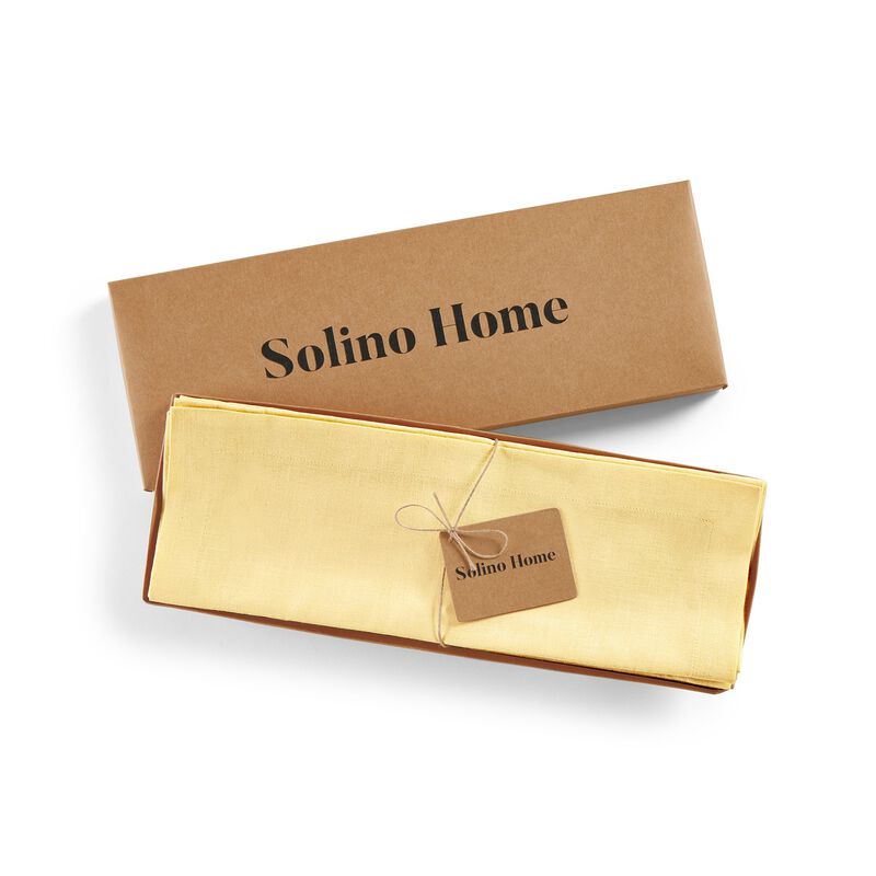 Solino Home Fete 100% Linen Placemats &ndash; Set of 4, 14 x 19 in, Machine Washable, Holiday and Everyday Dining