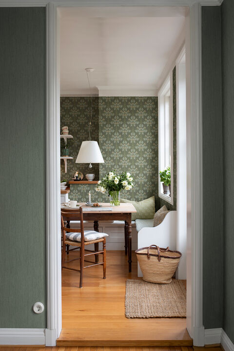 Blackberry Grey Vine Trellis Wallpaper