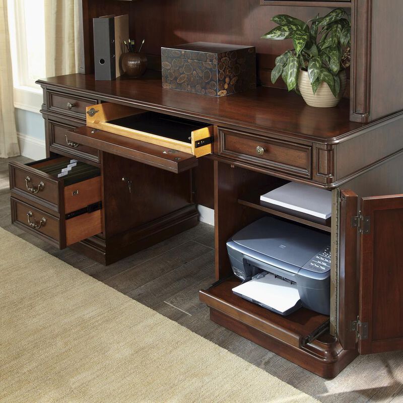 Liberty Furniture Brayton Manor 5 Piece Jr Executive Set in Cognac image number 4