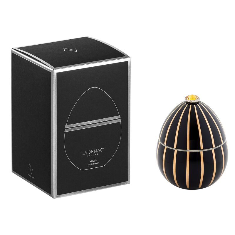 Candle in Ceramic Egg BOIS DE ROUSSIE 7 oz Black Gold STRIPES 5.12 diam. x 6.5 in image number 1